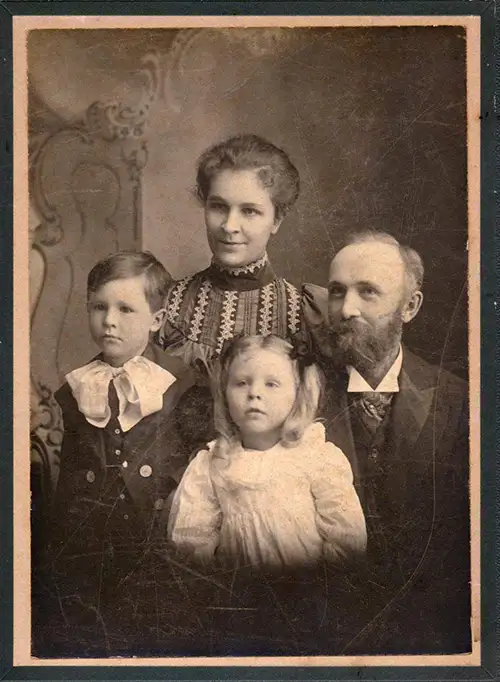 James and Nellie with Hugh and Dorthy Parker